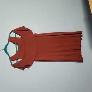 Agnes & Dora cold shoulder dress. L
